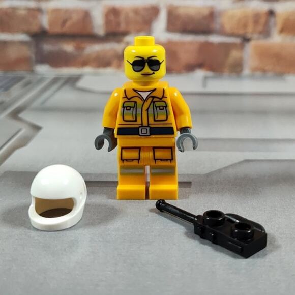 Lego Pilot Minifig with Radio & Helmet from City Set 60318 - Picture 3 of 4